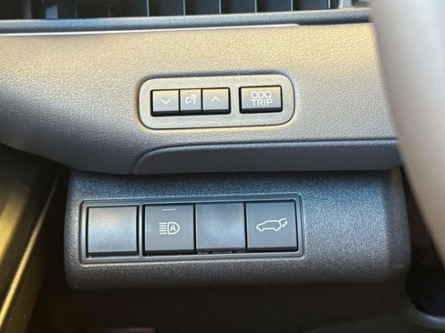 New 2026 Toyota C-HR AWD/4WD image 30