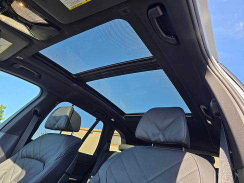 New 2026 BMW X5 xDrive50e w/ Executive Package AWD/4WD image 60