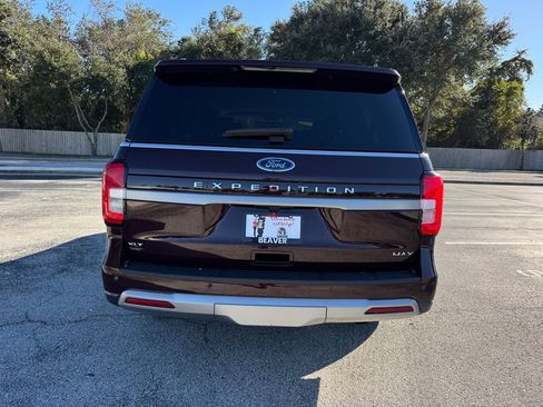 Used 2024 Ford Expedition Max XLT image 8