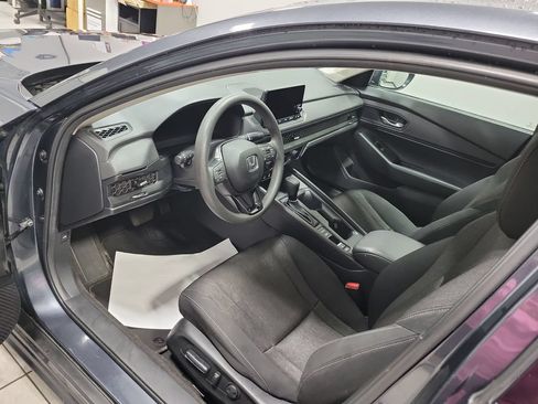 Used 2024 Honda Accord EX image 28