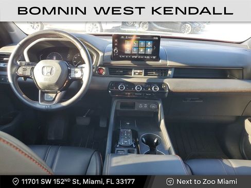 Used 2023 Honda Pilot TrailSport image 13