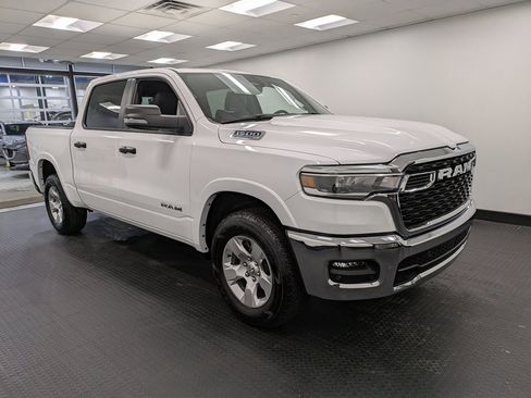 Used 2025 RAM 1500 Big Horn image 3