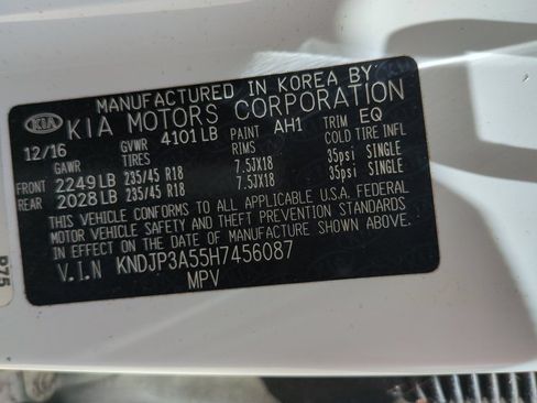 Used 2017 Kia Soul + w/ Designer's Package FWD image 15