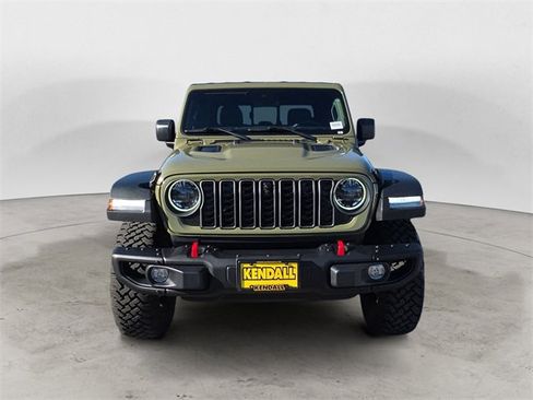 Used 2025 Jeep Gladiator Rubicon w/ Safety Group image 8