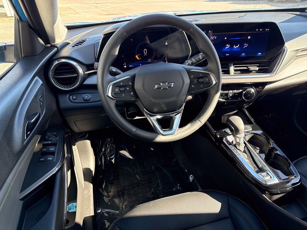 Used 2025 Chevrolet Trax ACTIV w/ Driver Confidence Package FWD image 17