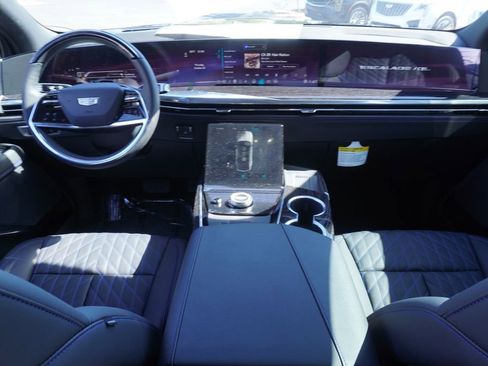 New 2026 Cadillac Escalade IQL Luxury image 11