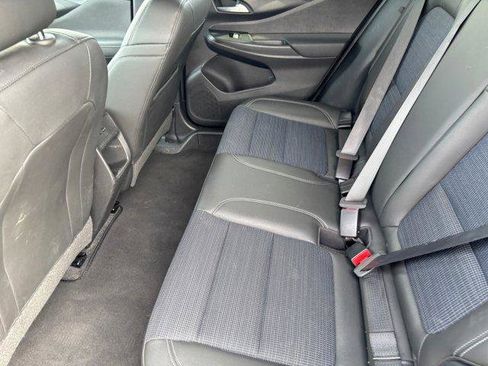 Used 2025 Buick Envista Preferred image 16
