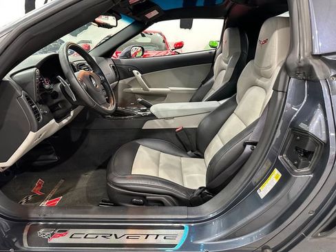 Used 2013 Chevrolet Corvette Grand Sport w/ 3LT Preferred Equipment Group RWD image 8