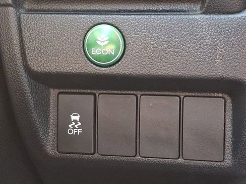 Used 2018 Honda Fit Sport image 22