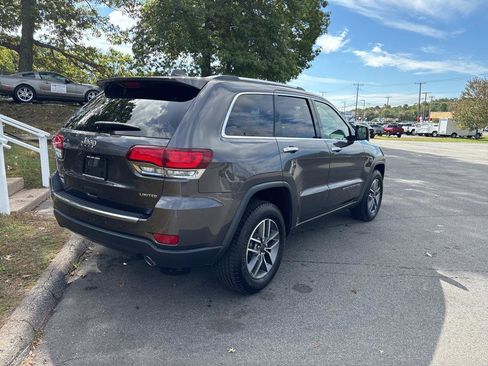 Used 2021 Jeep Grand Cherokee Limited image 3