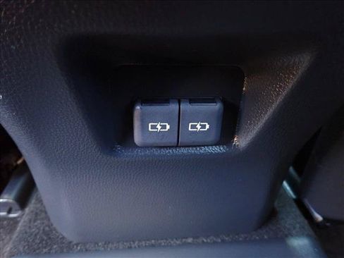 Used 2024 Toyota RAV4 XSE AWD/4WD image 11