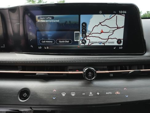 Used 2024 Nissan Ariya AWD image 23