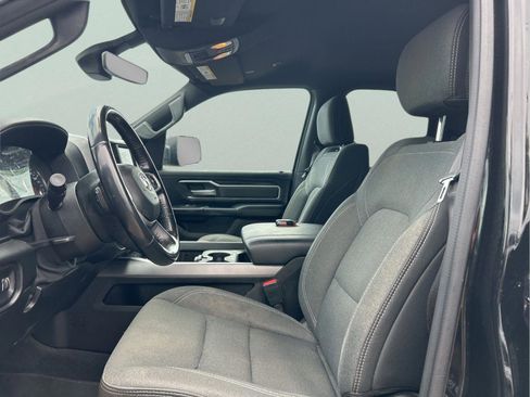 Used 2022 RAM 1500 Big Horn AWD/4WD image 9