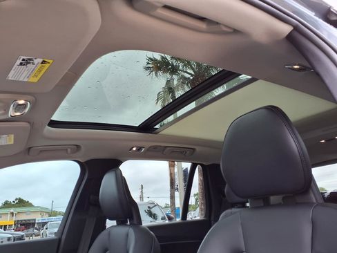 Used 2020 Volvo XC90 T5 Momentum w/ Protection Package Premier image 24