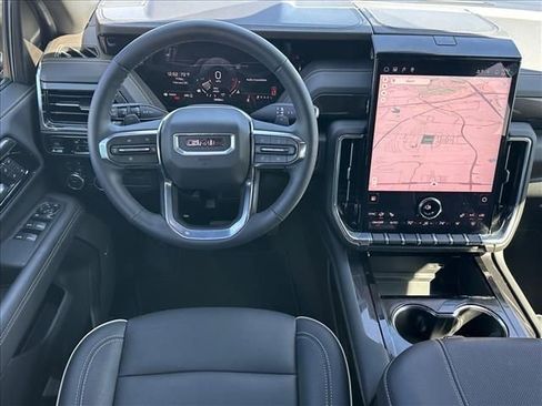 New 2026 GMC Yukon XL Elevation image 19