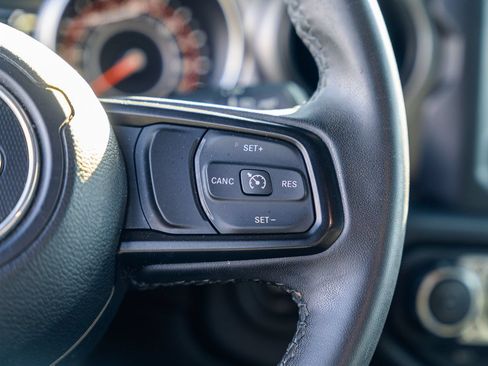 Used 2023 Jeep Wrangler Unlimited Sport AWD/4WD image 26