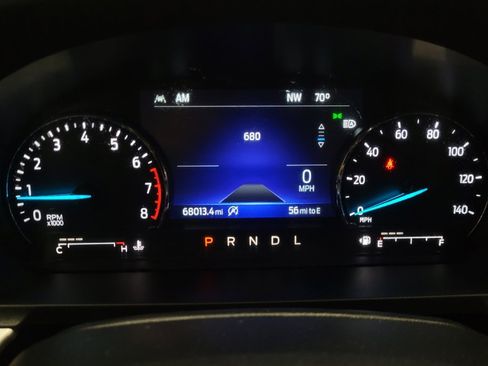 Used 2021 Ford Explorer XLT AWD/4WD image 23