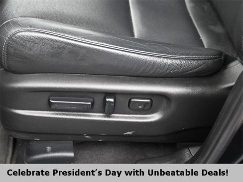 Used 2020 Honda Pilot Touring image 23