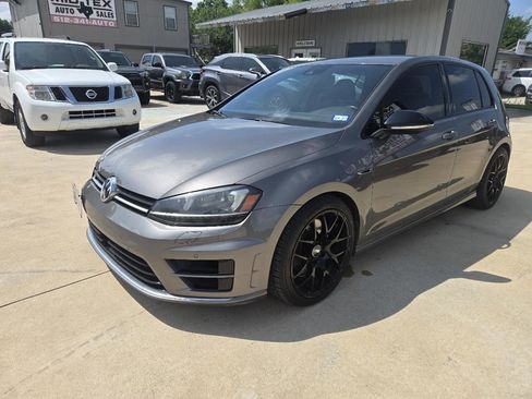 Used 2016 Volkswagen Golf 4-Door AWD/4WD image 3