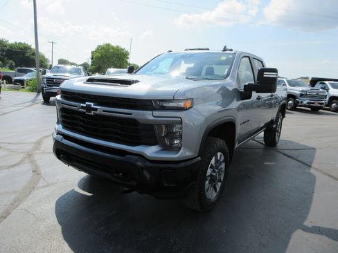 Certified 2024 Chevrolet Silverado 2500 Custom w/ Custom Convenience Package AWD/4WD image 11