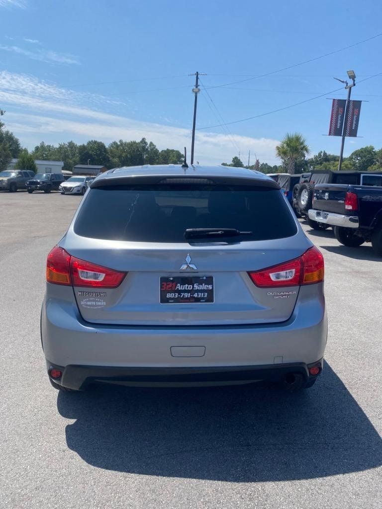Used 2016 Mitsubishi Outlander Sport ES FWD image 4