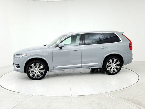 New 2025 Volvo XC90 B6 Plus w/ Protection Package Premier image 8