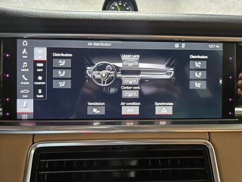 Used 2018 Porsche Panamera 4 image 22