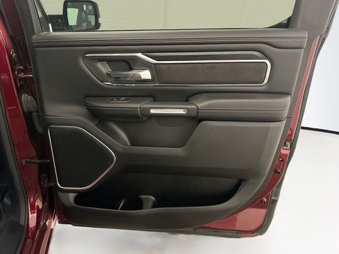 Used 2023 RAM 1500 Laramie AWD/4WD image 32