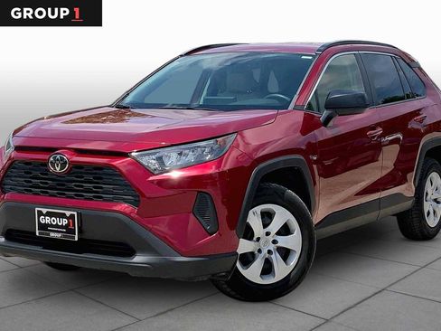 Used 2019 Toyota RAV4 LE w/ Carpet Mat Package AWD/4WD image 1