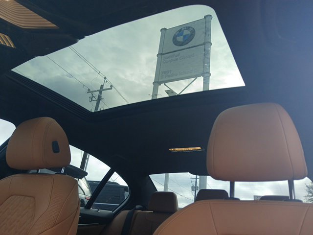 Used 2021 BMW 530i w/ Premium Package RWD image 30