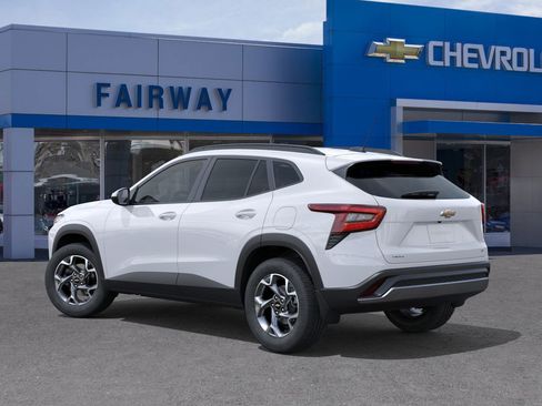 New 2026 Chevrolet Trax LT w/ Driver Confidence Package image 3