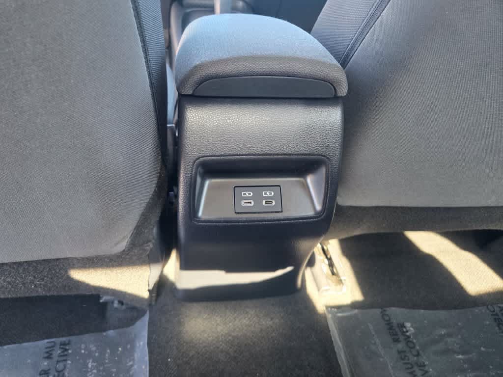 Used 2025 Toyota Corolla LE FWD image 13