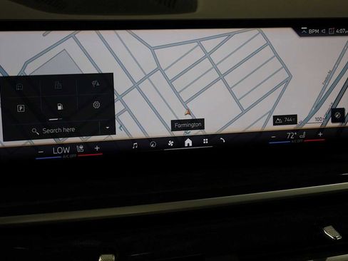 Used 2024 BMW X5 xDrive40i w/ M Sport Package image 31