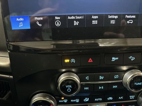 Used 2024 Ford Expedition Max XLT image 34