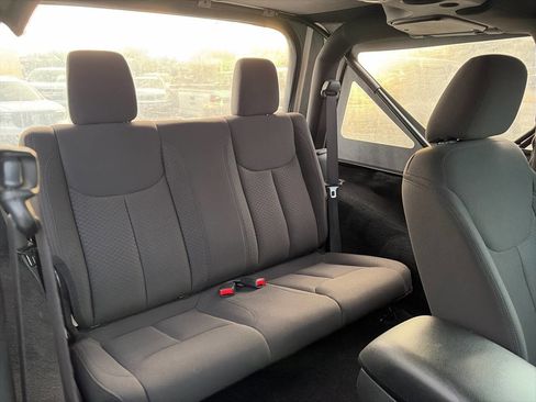 Used 2017 Jeep Wrangler Sport image 21