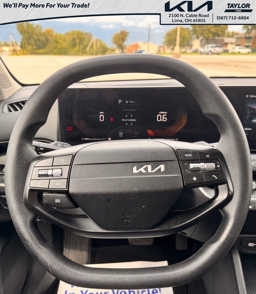 Used 2025 Kia K4 FWD image 10