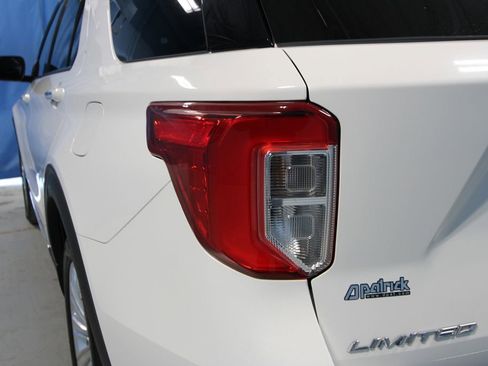 Used 2023 Ford Explorer Limited w/ Limited Technology Package image 43