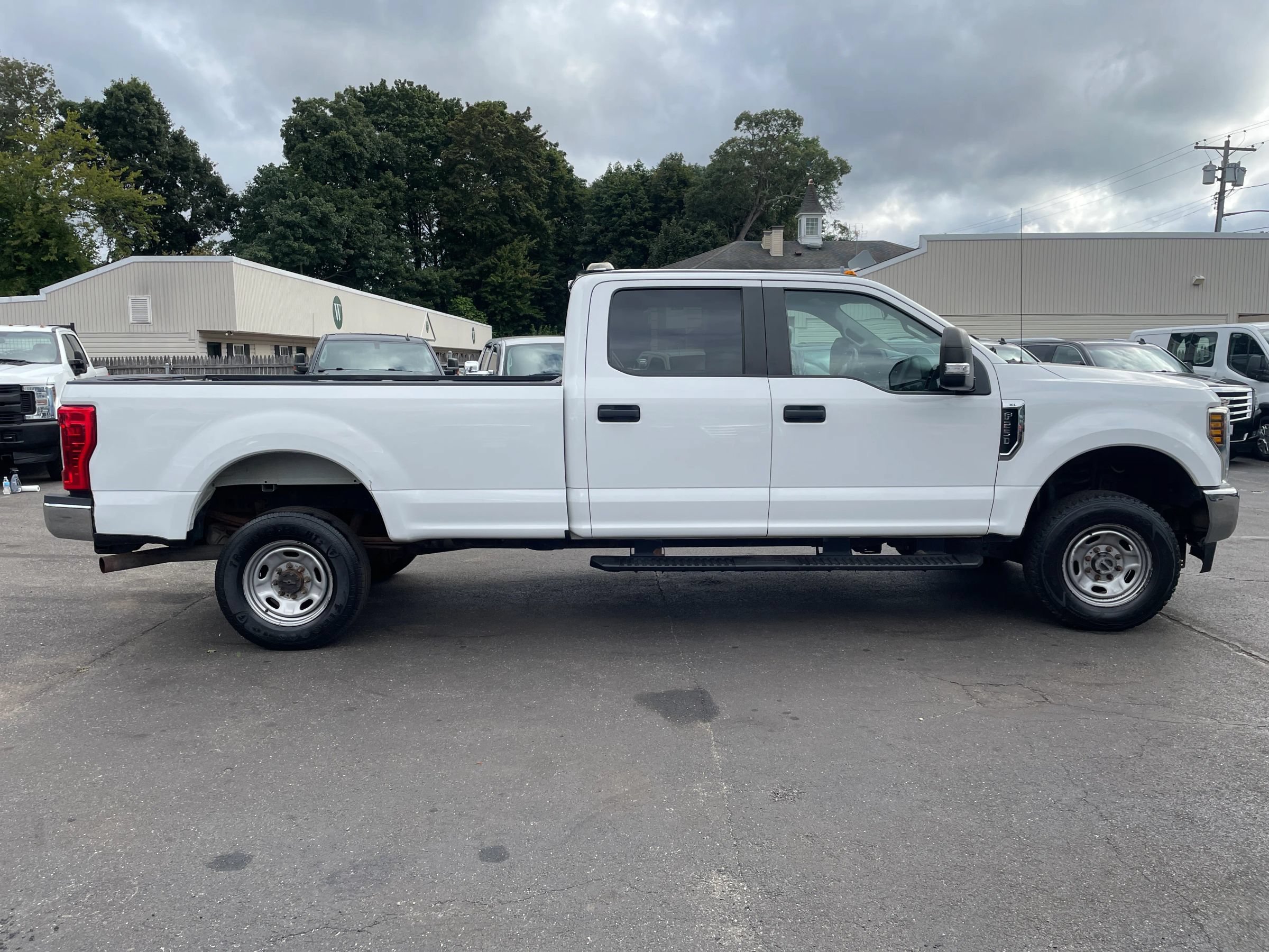 Used 2019 Ford F250 XL w/ Power Equipment Group AWD/4WD image 6