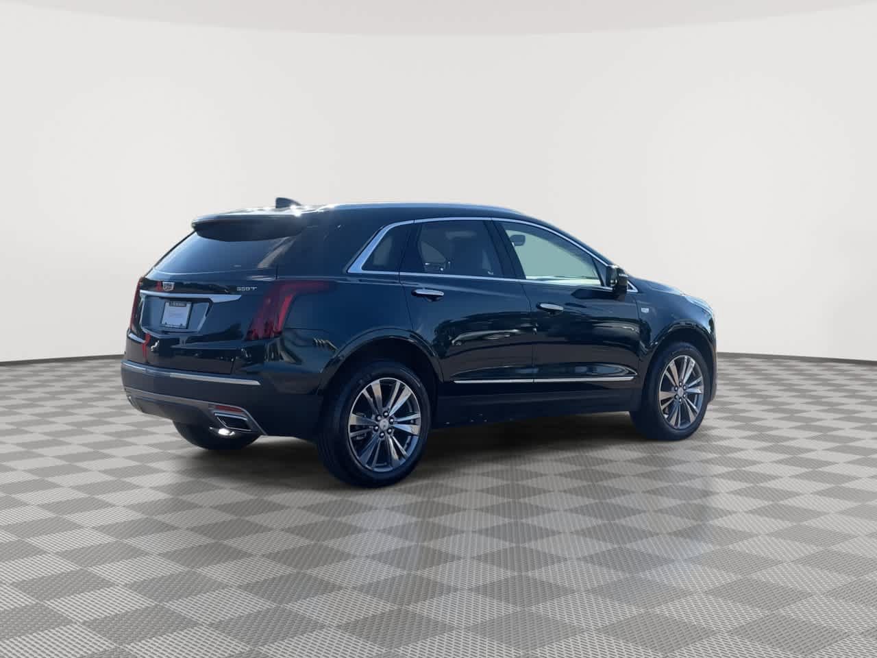 Certified 2024 Cadillac XT5 Premium Luxury FWD image 8