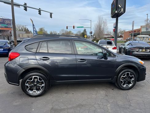Used 2014 Subaru Crosstrek 2.0i Premium image 10