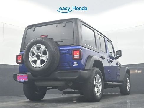 Used 2019 Jeep Wrangler Unlimited Sport S image 33