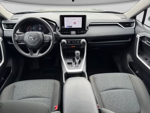Used 2024 Toyota RAV4 XLE FWD image 15
