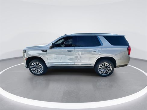 Used 2024 GMC Yukon Denali Ultimate image 5