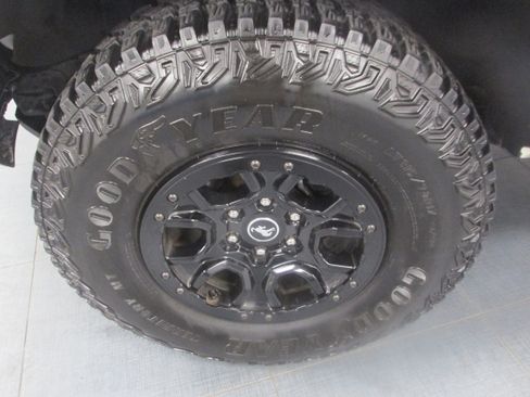 Used 2023 Ford Bronco Wildtrak AWD/4WD image 14