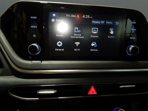 Used 2023 Hyundai Sonata SE image 29