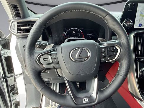 Used 2025 Lexus LX 700h F Sport AWD/4WD image 21
