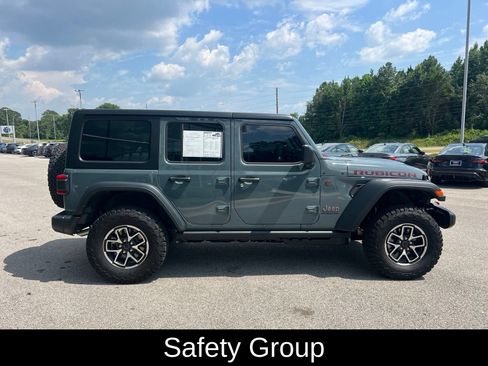 Used 2026 Jeep Wrangler Unlimited Rubicon AWD/4WD image 4