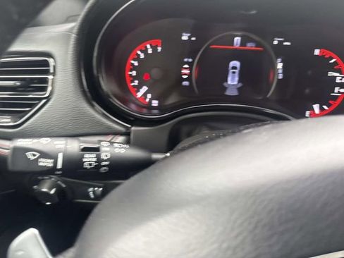 Used 2024 Dodge Durango GT image 34