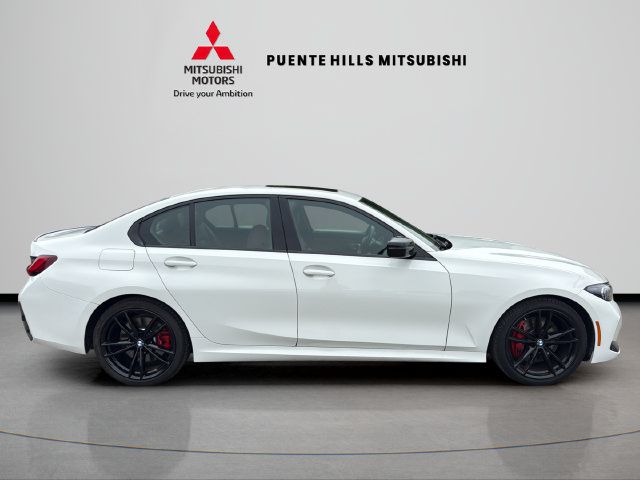 Used 2023 BMW 330i Sedan w/ M Sport Package RWD image 4