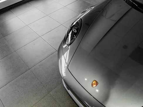 Certified 2025 Porsche 911 Carrera image 26